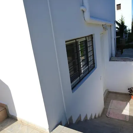Elios Apt.1 * Almirida
